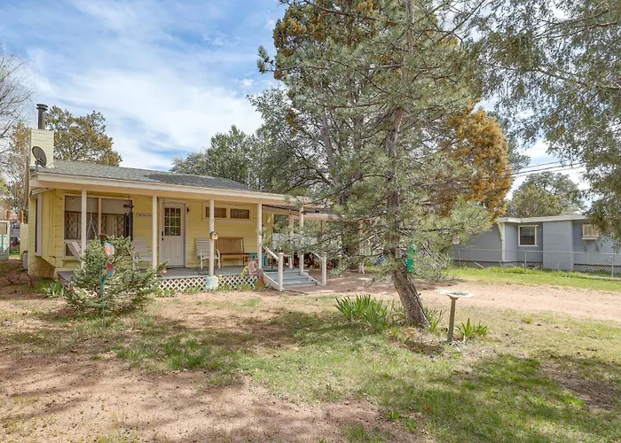 Pines & Porch Vibes: Cool High Country Base * Payson