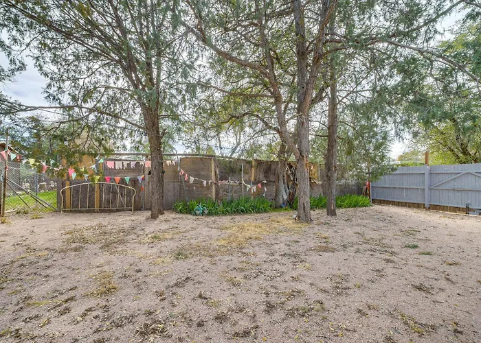 Pines & Porch Vibes: Cool High Country Base * Payson